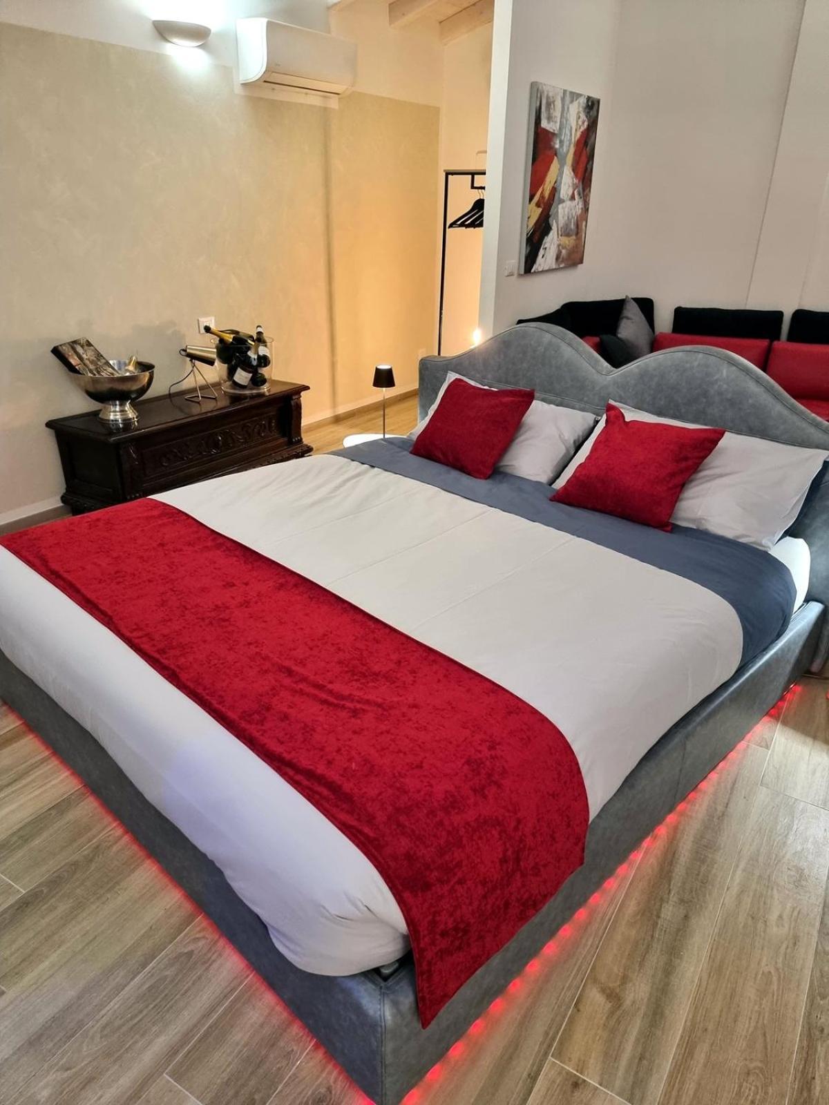 Garden Suite Болонья Екстер'єр фото